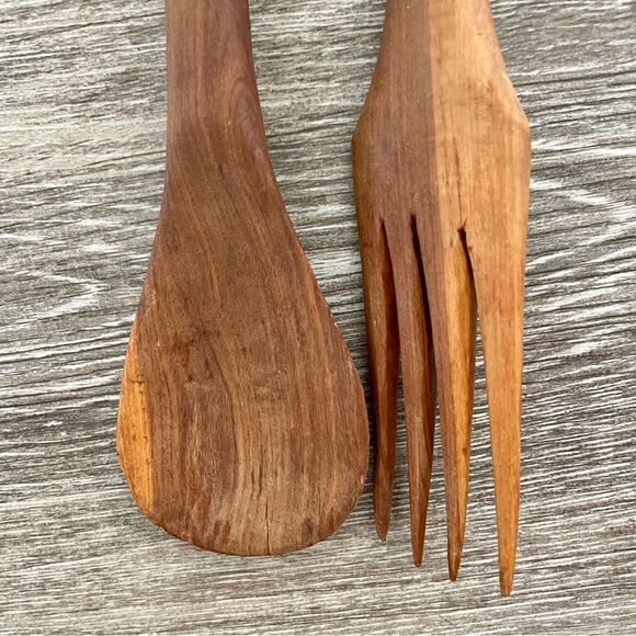 Vintage wood carved African spoon and fork salad servers - Picture 3 of 10